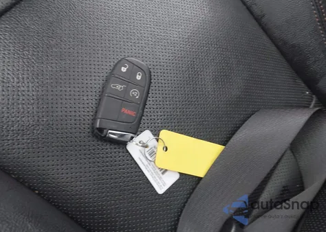 2022 Jeep Compass Limited 4X4 from USA, damaged, VIN 3C4NJDCB7NT141939